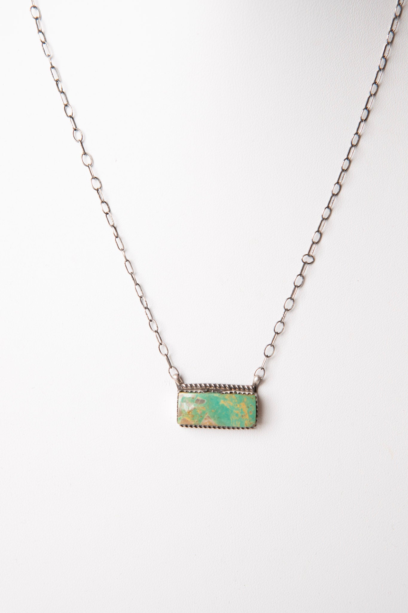 Sterling Silver Golden Vein Necklace