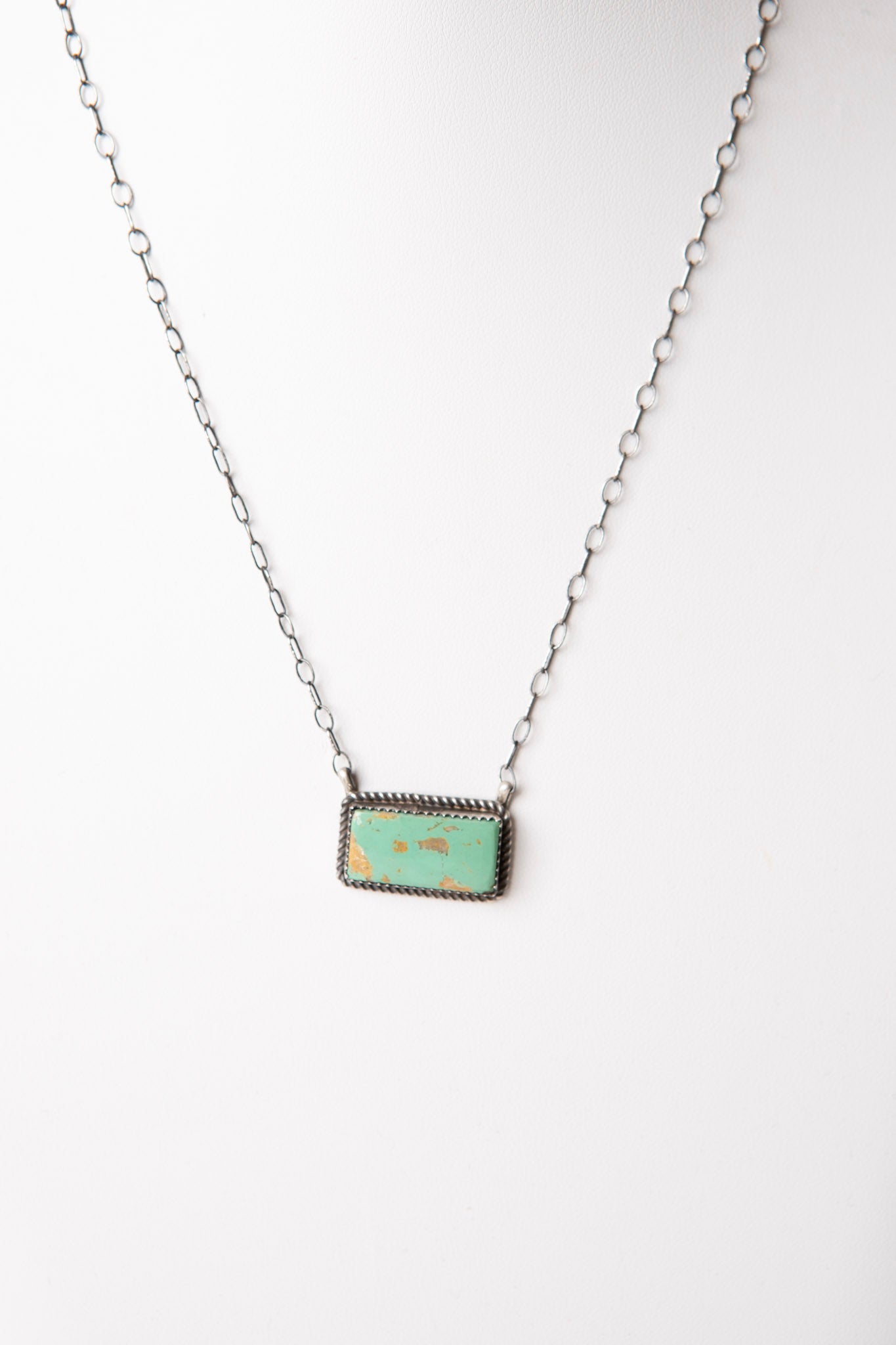 Sterling Silver Golden Vein Necklace