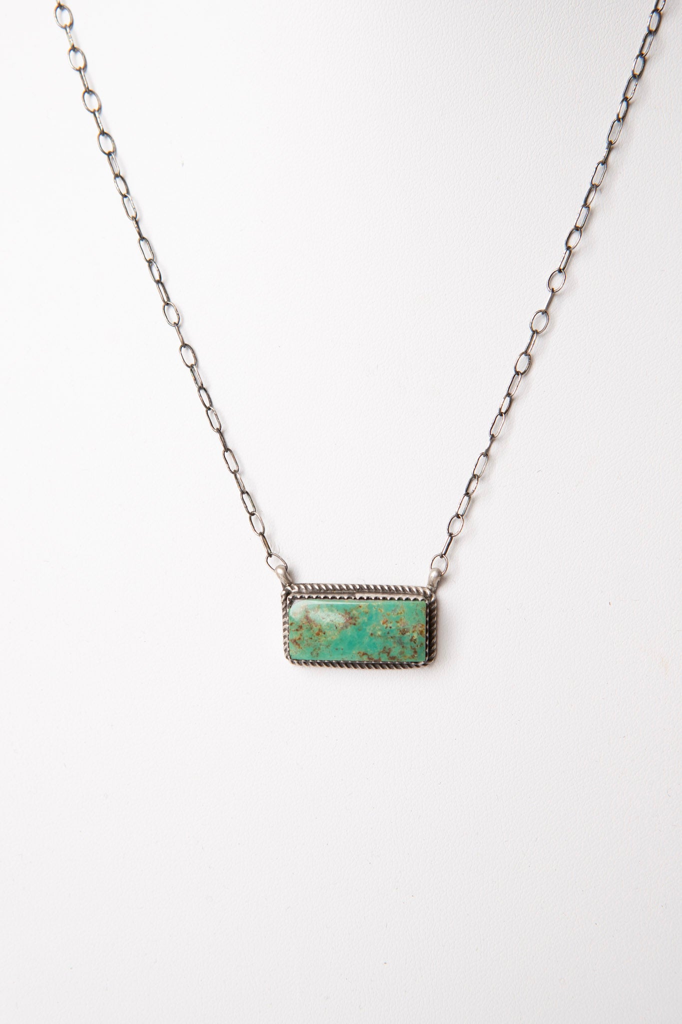 Sterling Silver Golden Vein Necklace