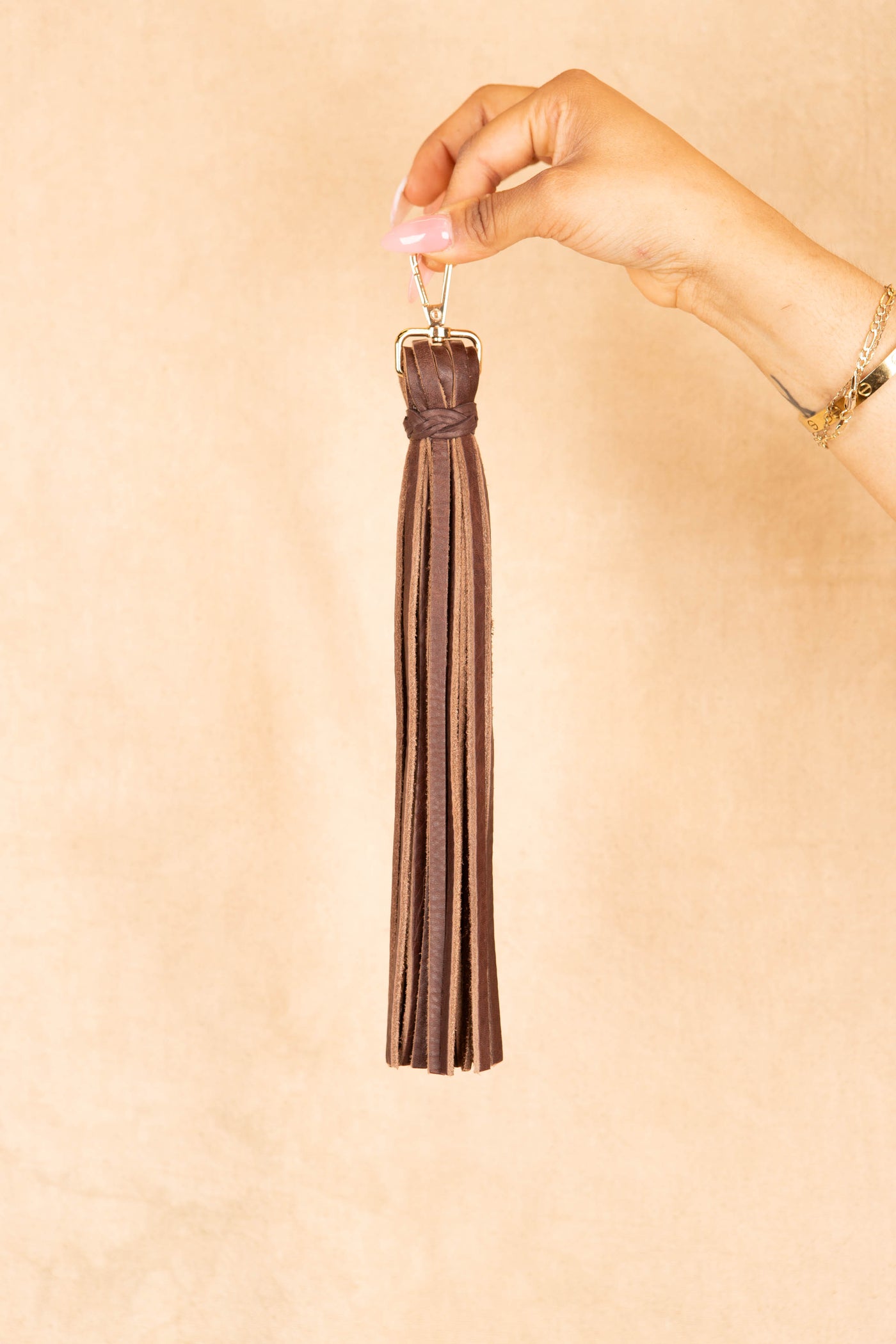 Color: Chocolate