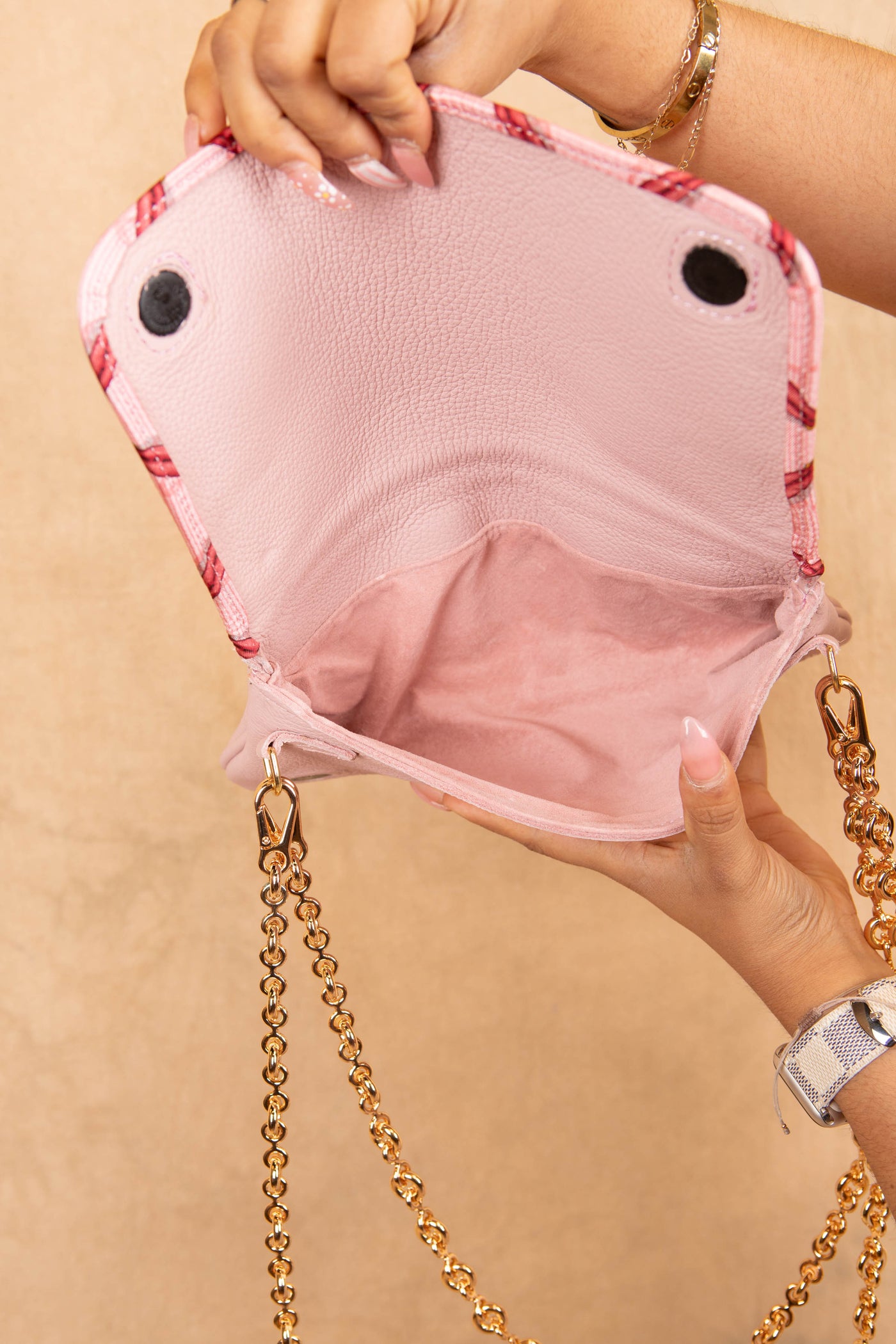 GG Pink Ribbon Clutch-1