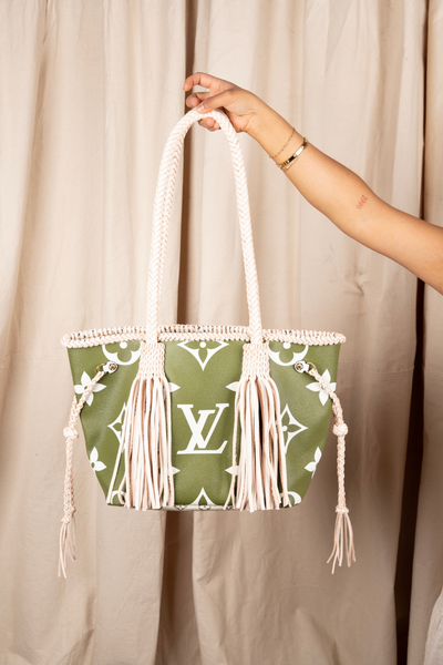 Louis Vuitton Giant Voyager- Green