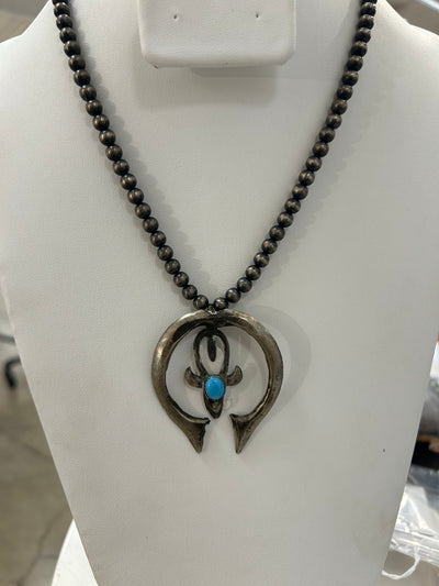 Navajo Handmade Kingman Turquoise Naja Necklace