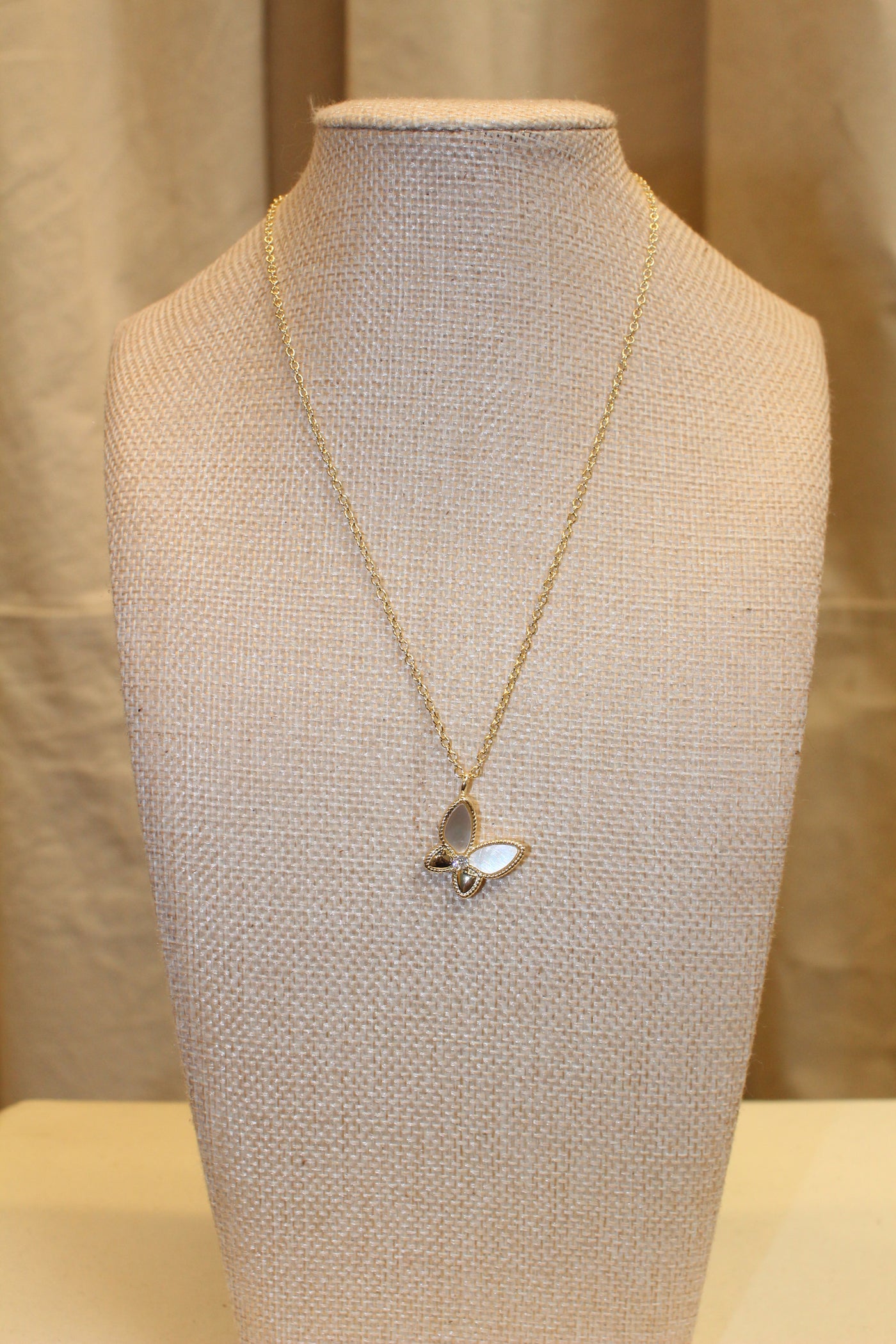 Voyage Pearl Necklace