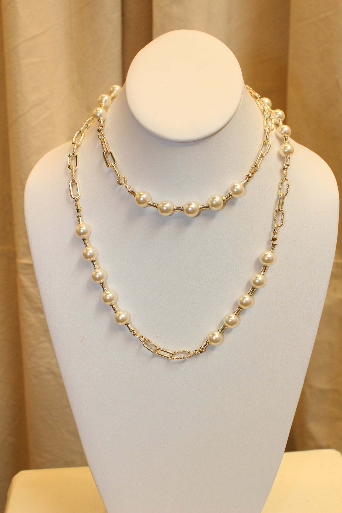 Casablanca Pearls Necklace
