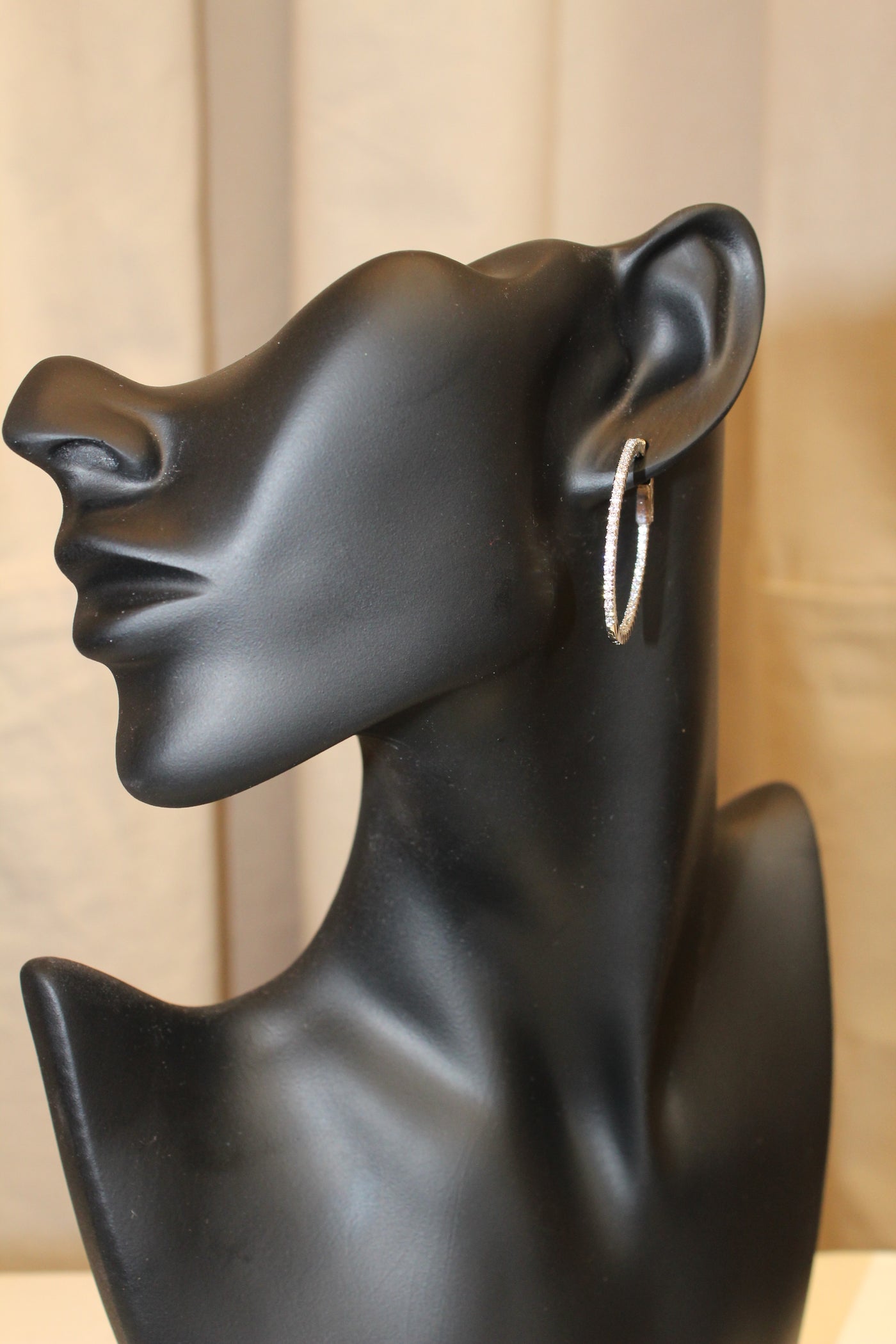 Silver Provence Loops