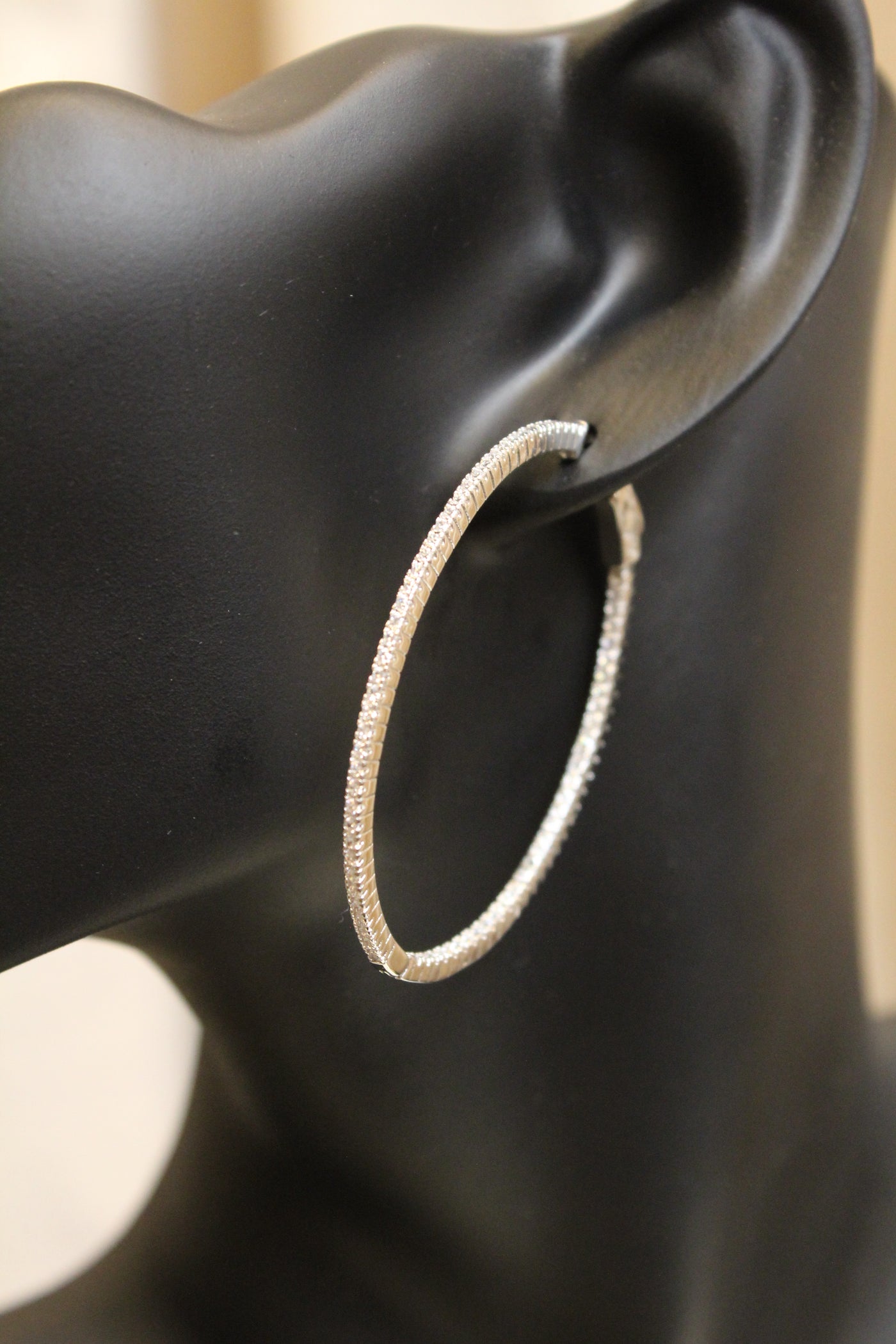Silver Provence Loops