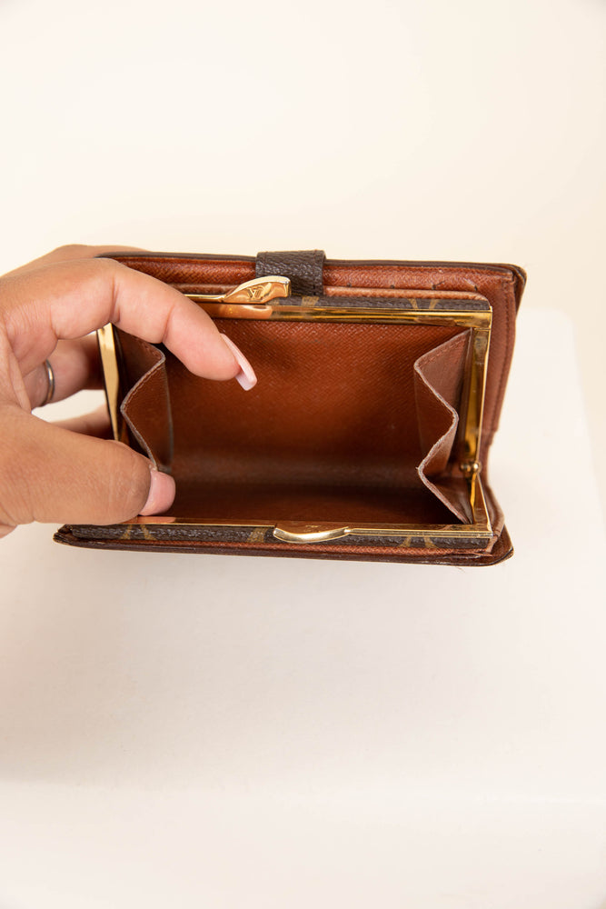 Louis Vuitton Zippy Wallet VS Zippy Coin Purse in Monogram Canvas - YouTube