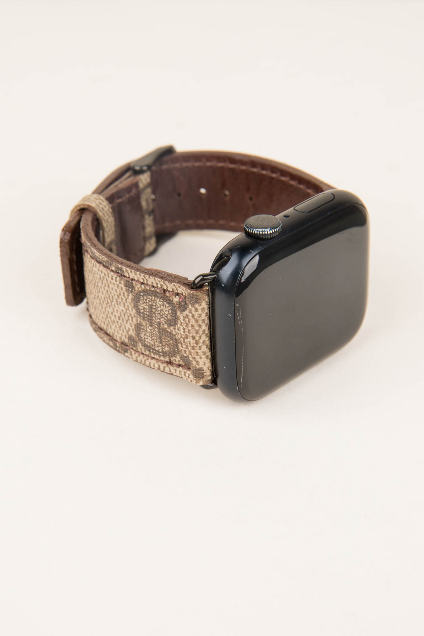 Gucci watch band sales for apple watch