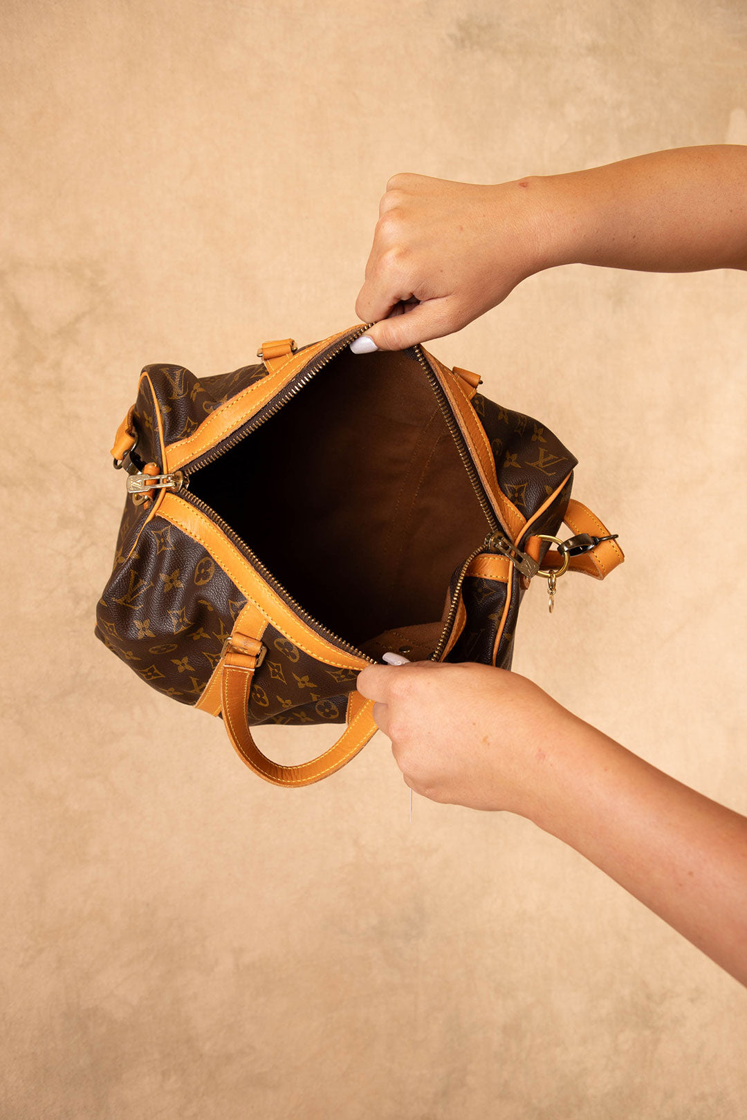October Flash Bag #050