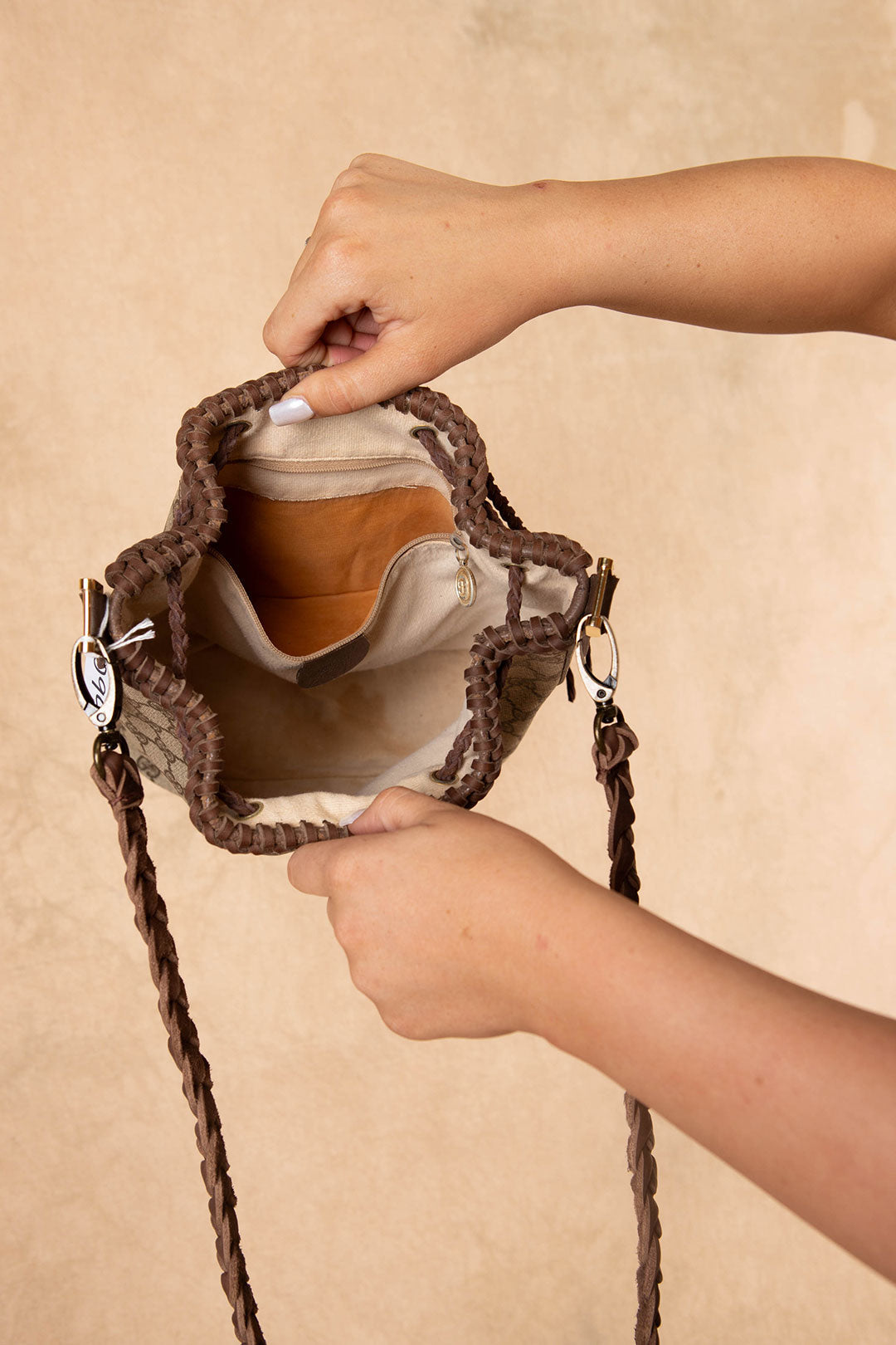 October Flash Bag #094